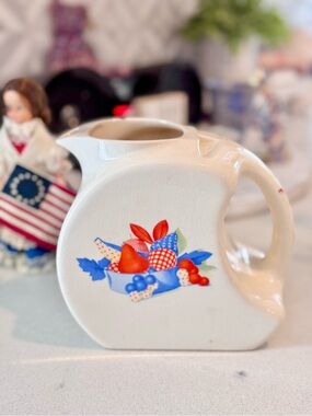 Vintage 1940s USA Universal Cambridge Calico Fruit Refrigerator Pitcher